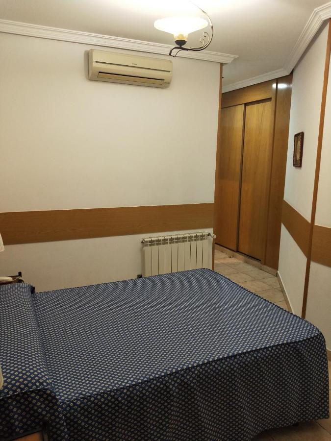 מדריד Hostal Maria Ronda מראה חיצוני תמונה