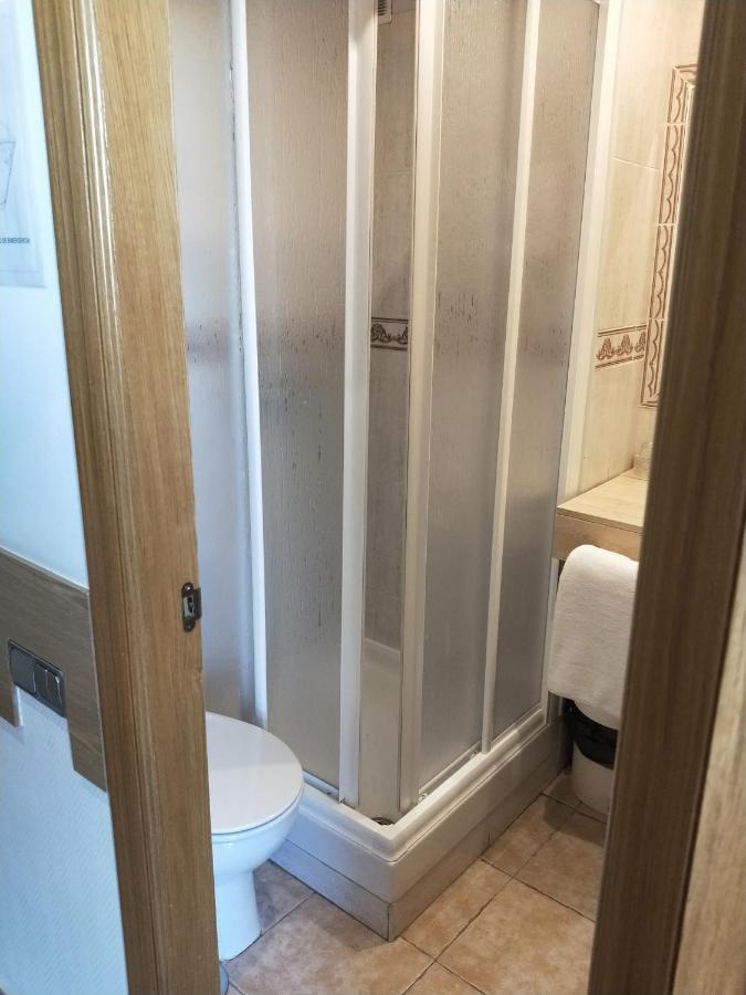 מדריד Hostal Maria Ronda מראה חיצוני תמונה