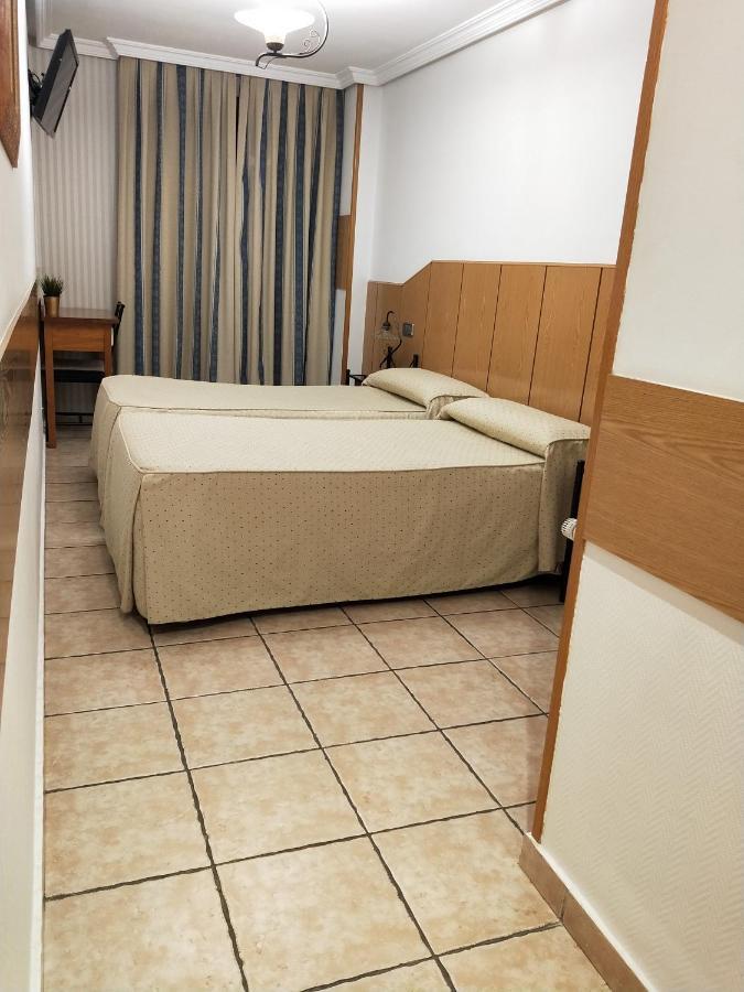 מדריד Hostal Maria Ronda מראה חיצוני תמונה