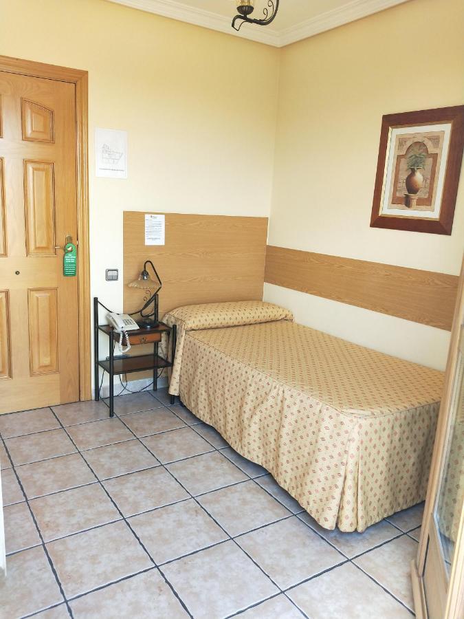 מדריד Hostal Maria Ronda מראה חיצוני תמונה