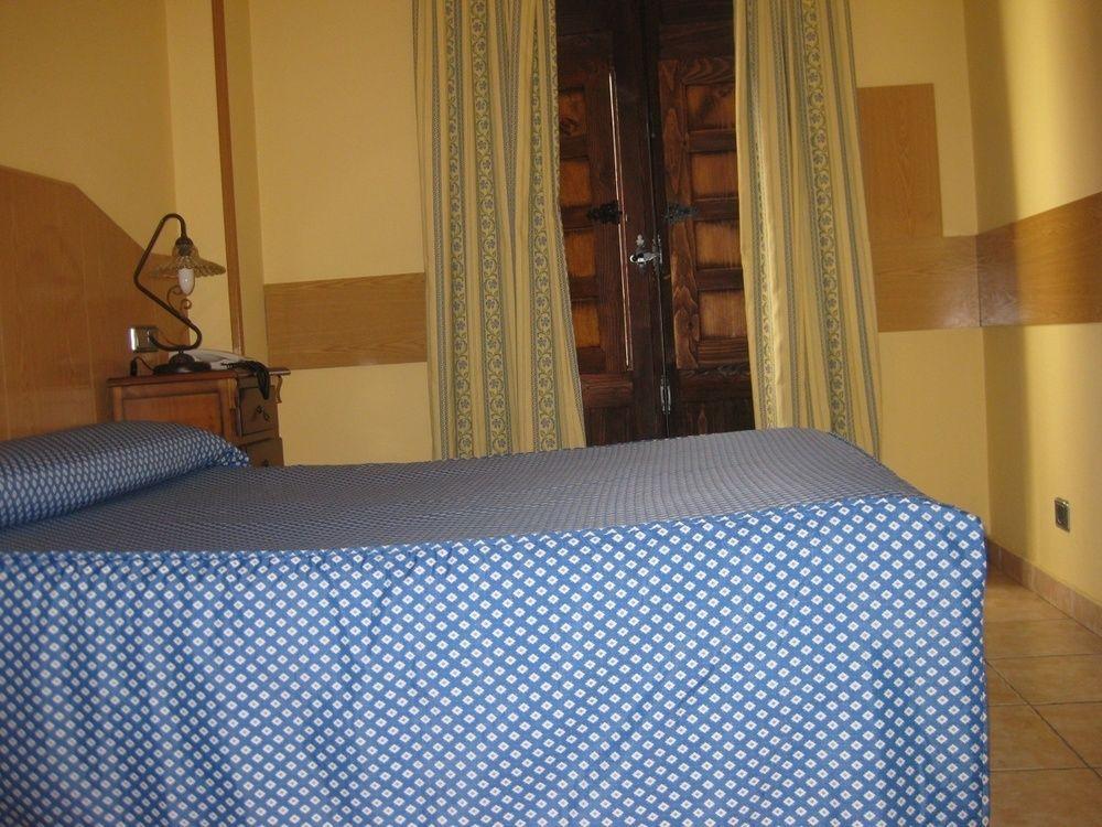 מדריד Hostal Maria Ronda מראה חיצוני תמונה