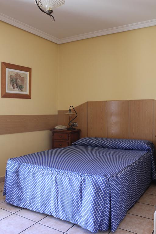 מדריד Hostal Maria Ronda מראה חיצוני תמונה